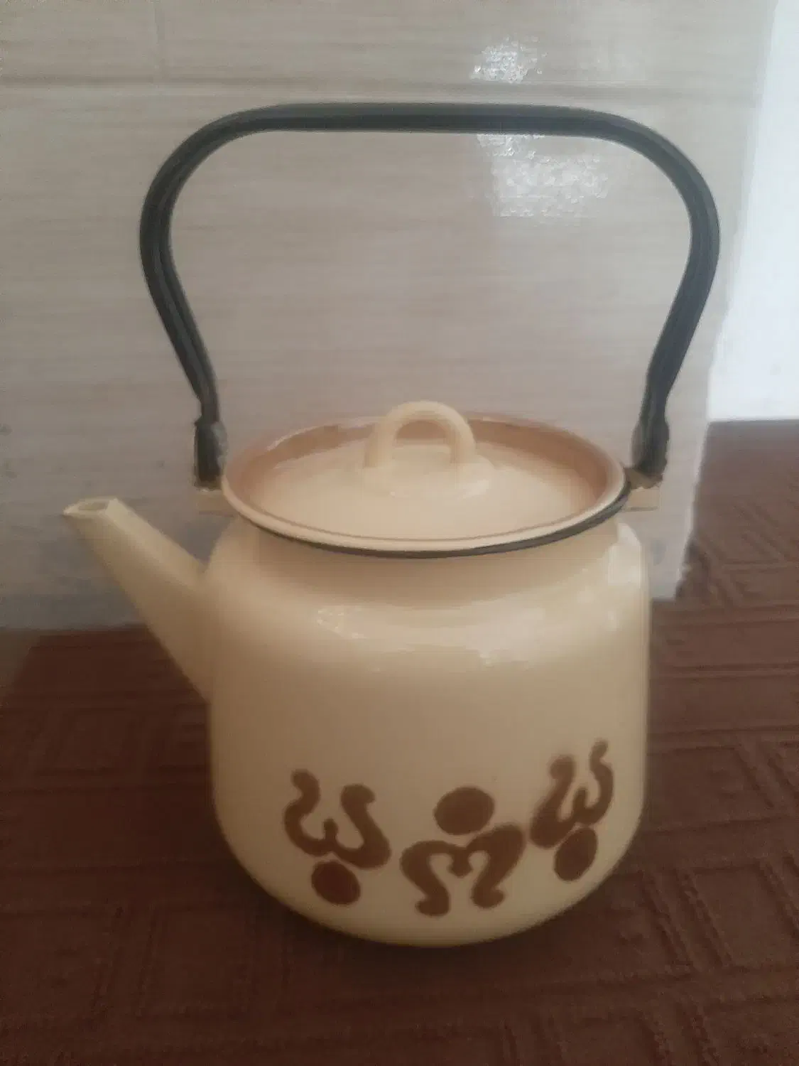 کتری لعابی نونو|قوری، کتری، قهوهساز دستی|کرمان, |دیوار