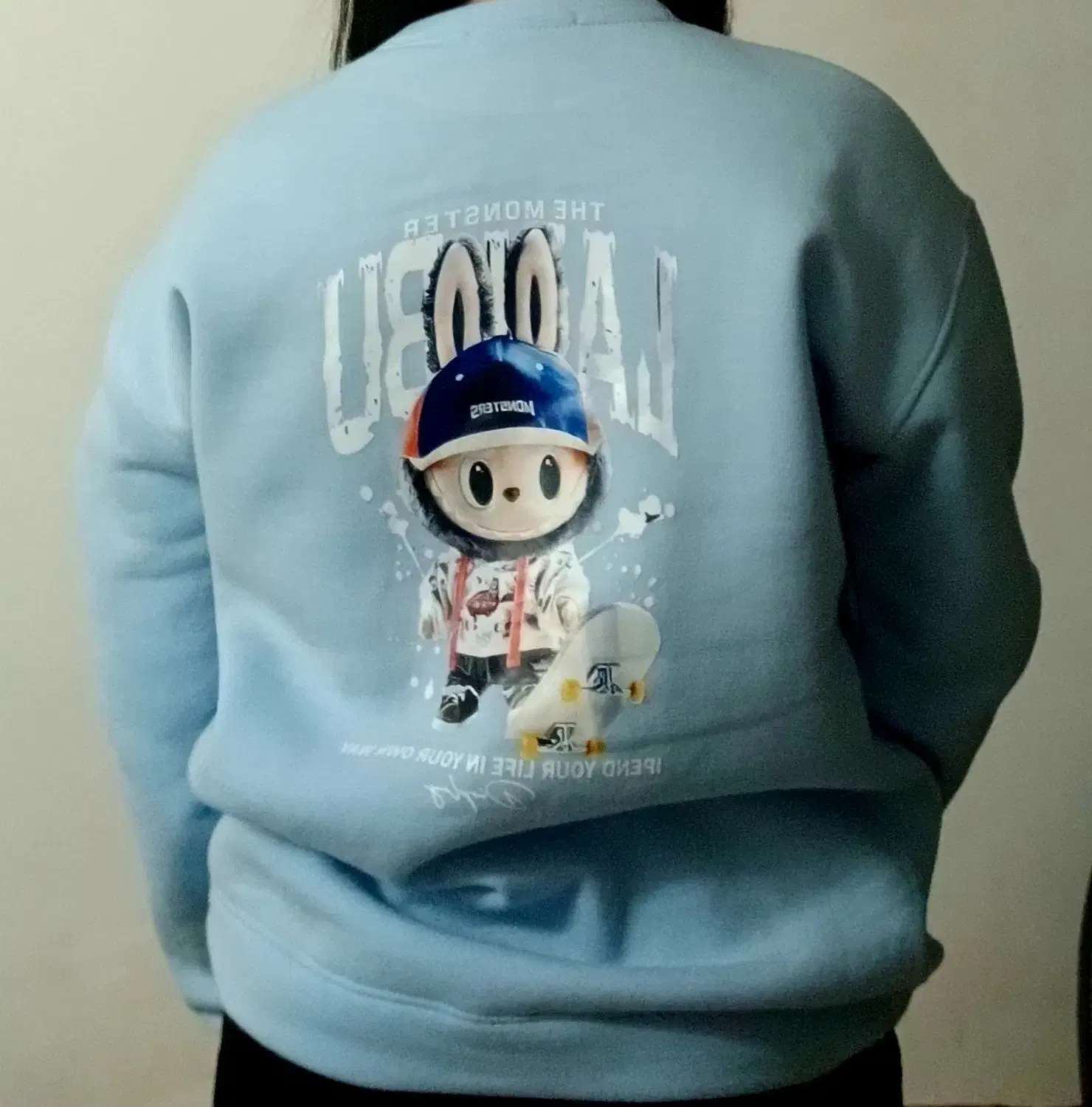 دورس و هودی|لباس|قم, ولیعصر|دیوار