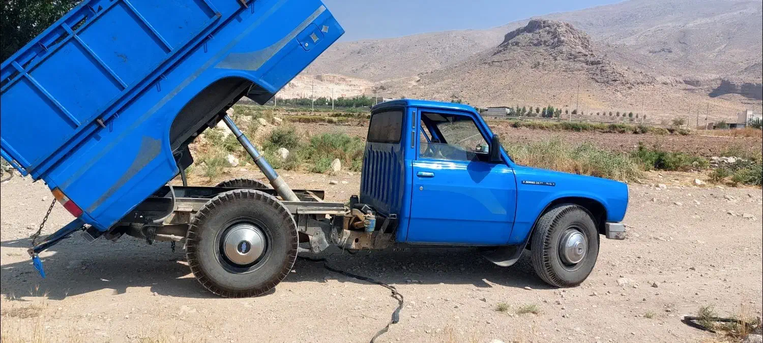 فروش وانت نیسان دیزل مدل ۹۰ دارای جک کمپرسی|خودرو سواری و وانت|شیراز, دلجو|دیوار