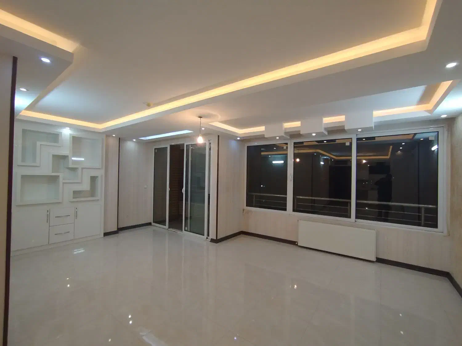 فروش آپارتمان صفر95مترطبقه4تک واحد2طرف نور فوری|فروش آپارتمان|اصفهان, دشتستان|دیوار