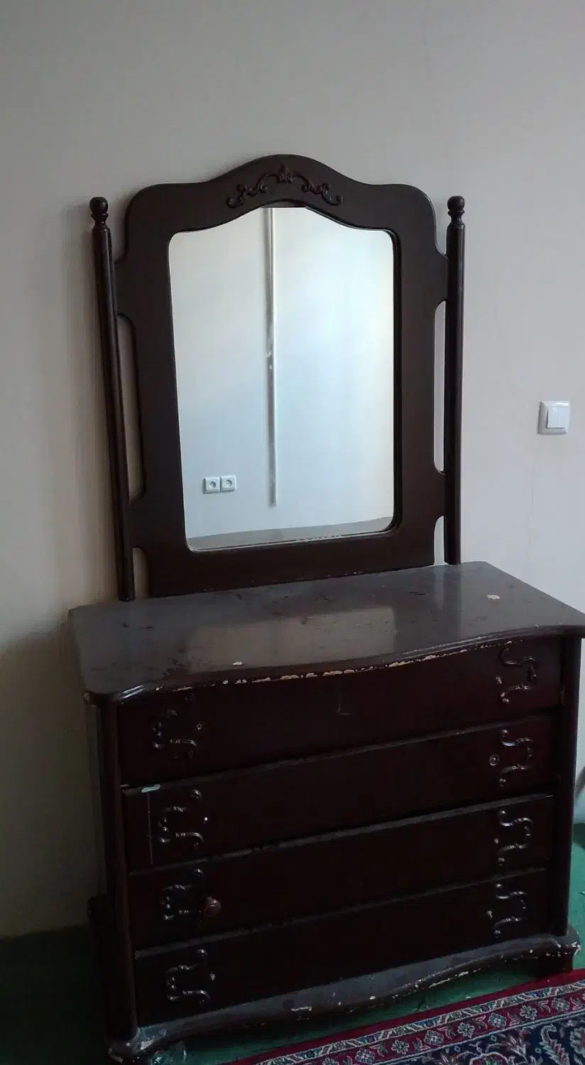 میز دراور|جاکفشی، کمد، دراور|مشهد, امام رضا (ع)|دیوار