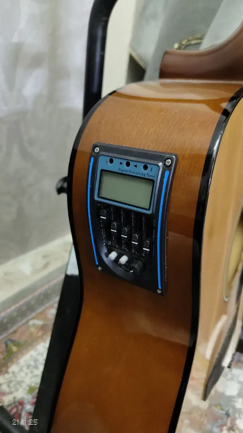 گیتار آکوستیک یاماها پیکاپ دار|گیتار، بیس، امپلیفایر|مشهد, امیر|دیوار