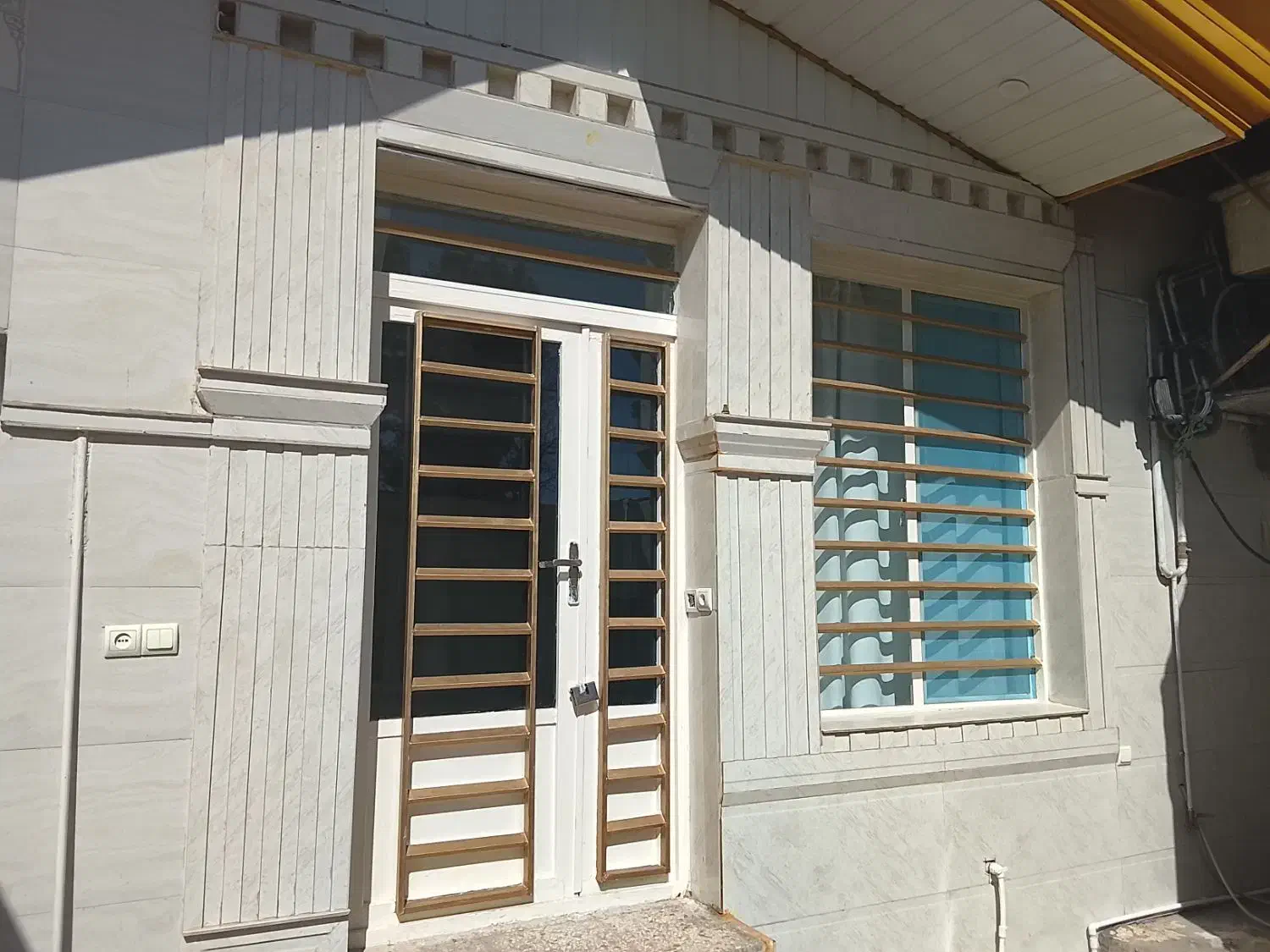 هر نوع کاشی کاری|خدمات پیشه و مهارت|کوهدشت, |دیوار