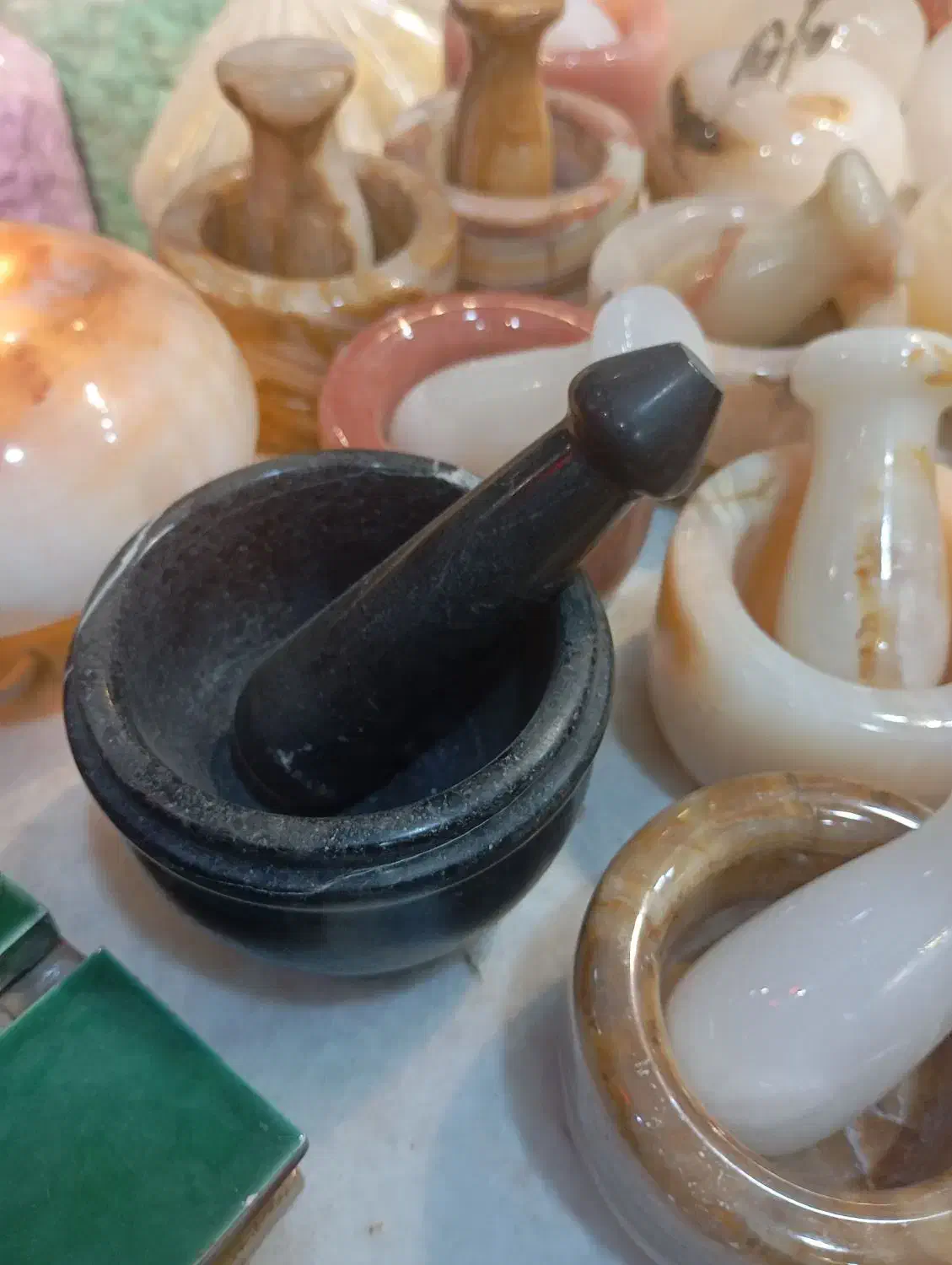 هاونگ سنگی مشکی بزرگ|کلکسیون اشیاء عتیقه|تهران, امامت|دیوار