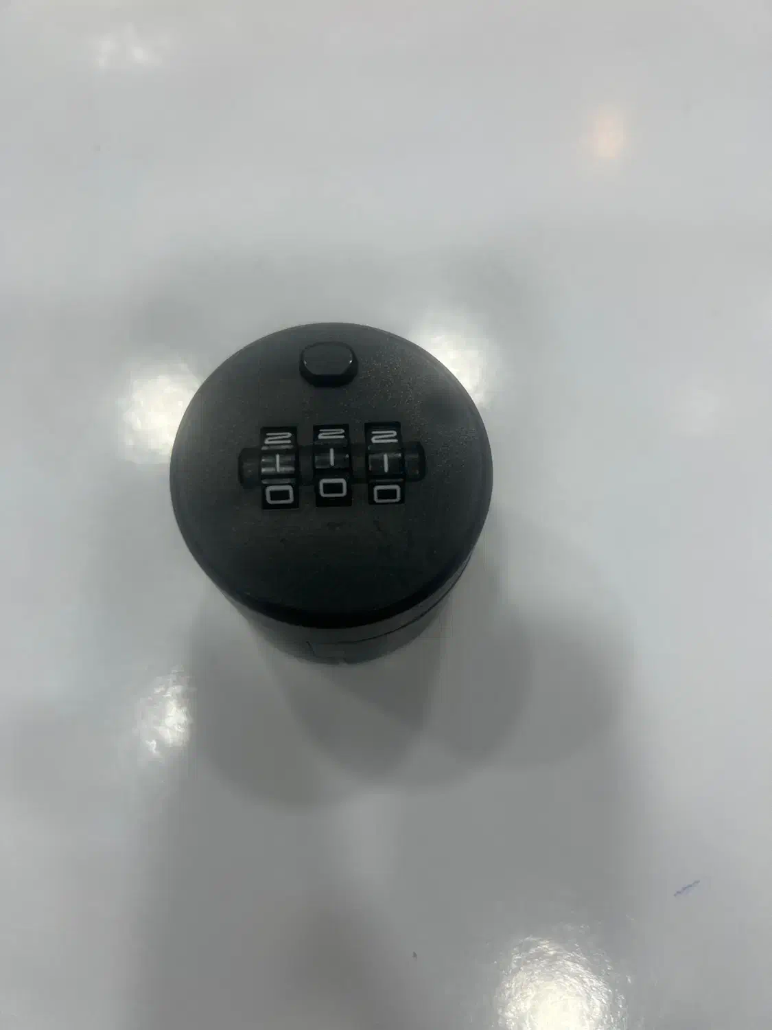 دربه قفل دربه بطری مشکی رمز دار|ظروف نگهدارنده، پلاستیکی، یک‌بارمصرف|آستارا, |دیوار