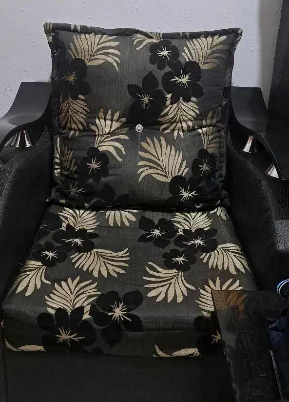 مبلمان|مبلمان خانگی و میز عسلی|کرج, شاهین‌ویلا|دیوار