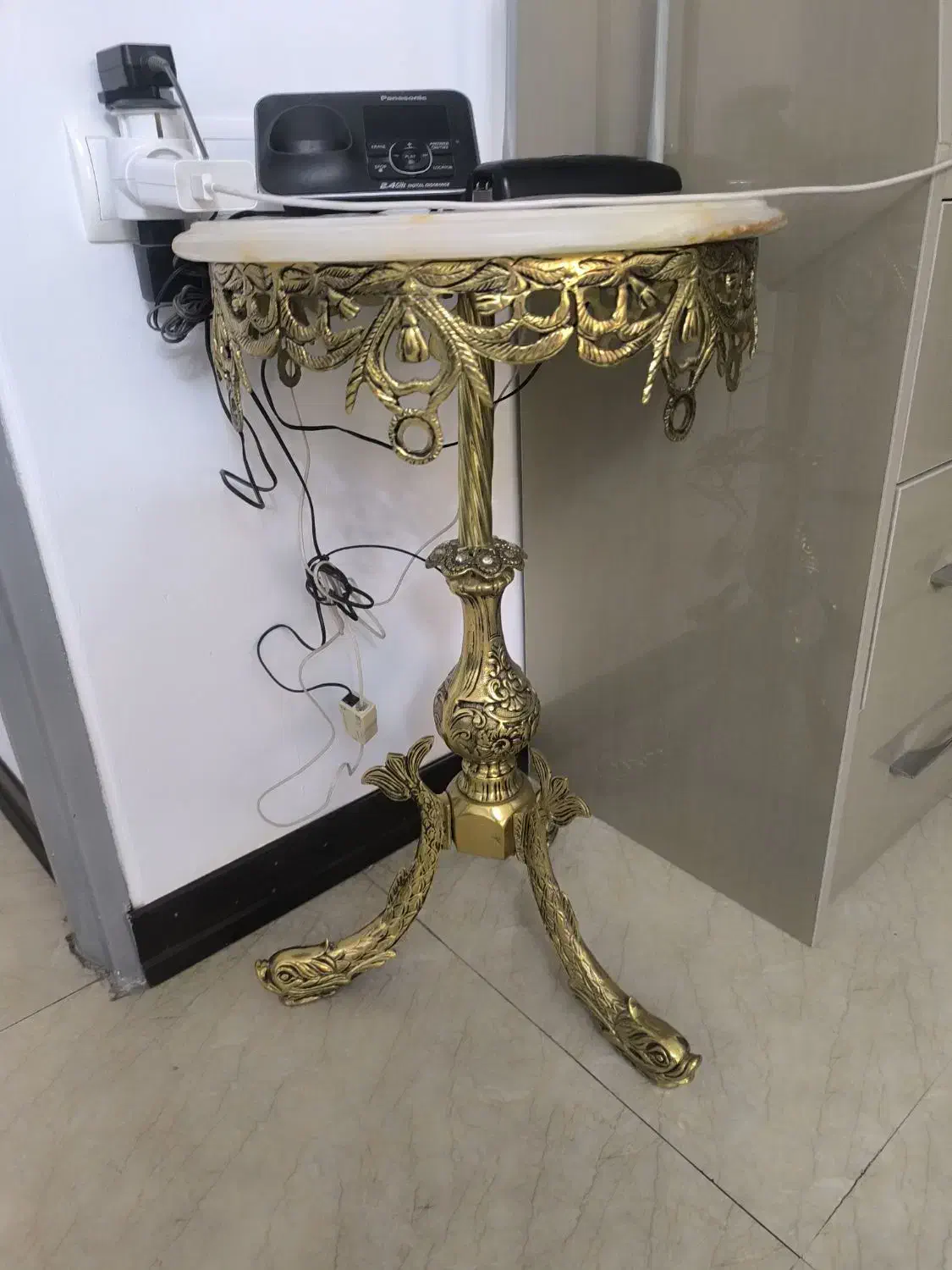 میز تلفن برنجی|میز تلفن|اسلامشهر, شهرک لاله|دیوار