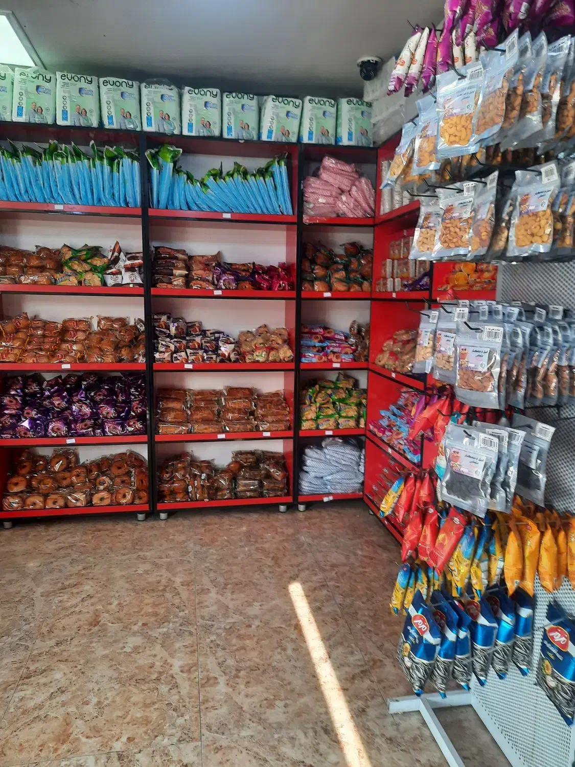 فروشنده|استخدام بازاریابی و فروش|محمدشهر, محمدشهر|دیوار