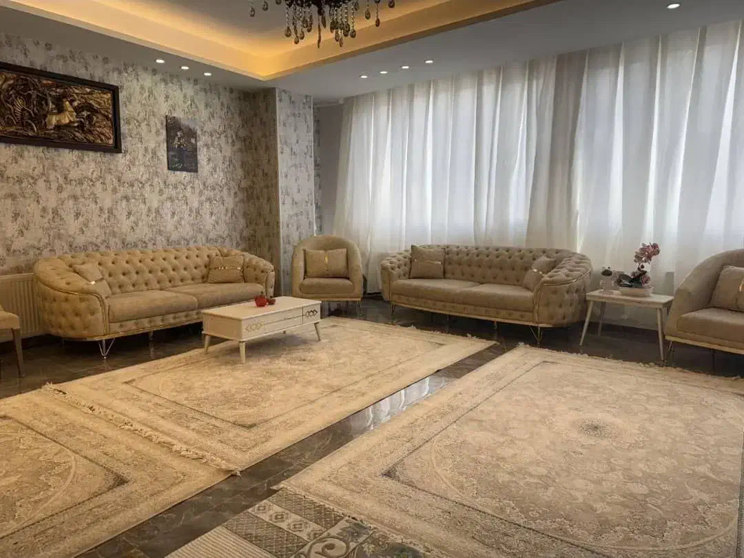 واحد ۱۲۵ متری بازرگان|فروش آپارتمان|بازرگان, |دیوار