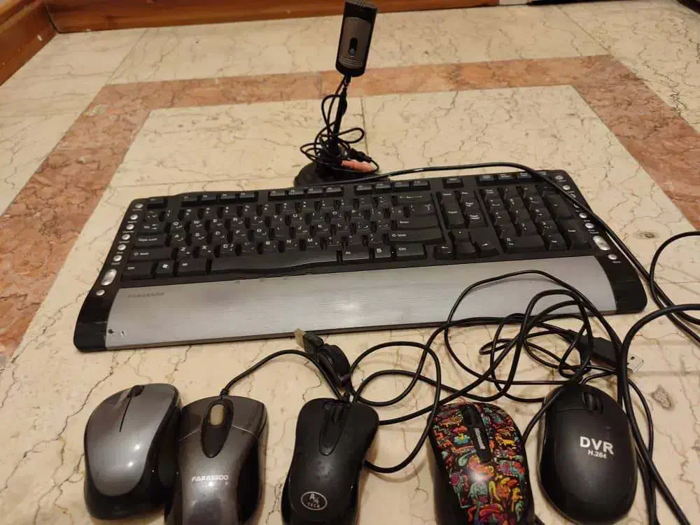 اسپیکر Genius و کیبورد فراسو|قطعات و لوازم جانبی رایانه|تهران, قیطریه|دیوار