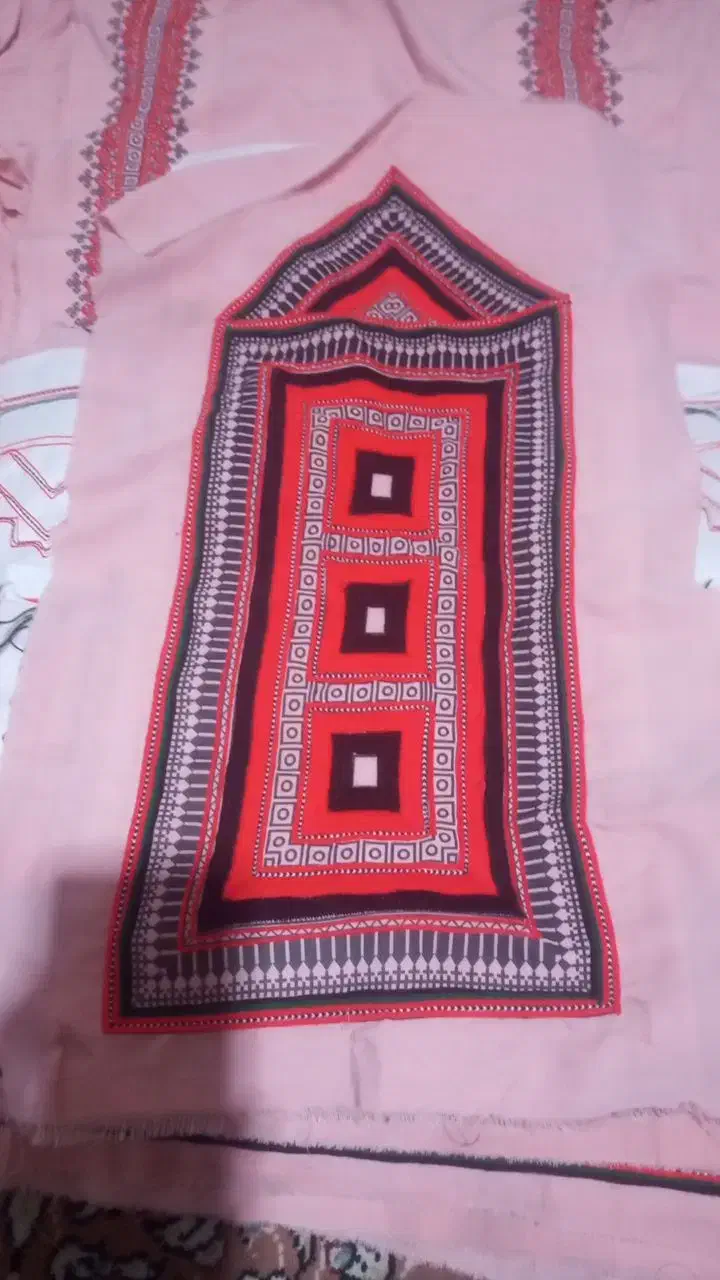 دست دوز|لباس|خاش, |دیوار