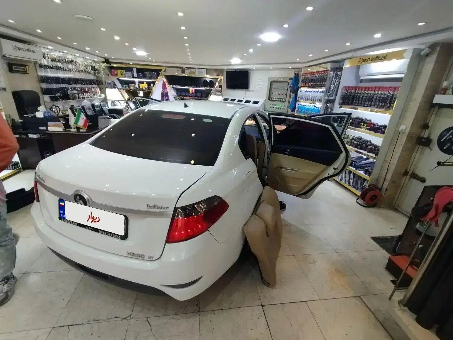 برلیانس 330|خودرو سواری و وانت|اصفهان, خواجه عمید|دیوار