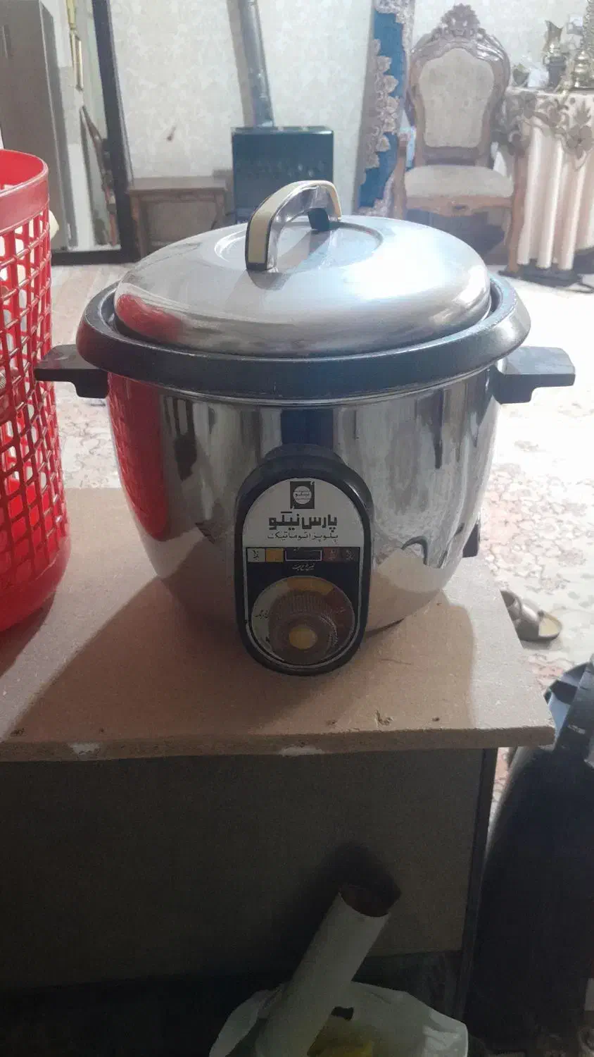 پلوپز وگل|سایر لوازم برقی|خوی, |دیوار