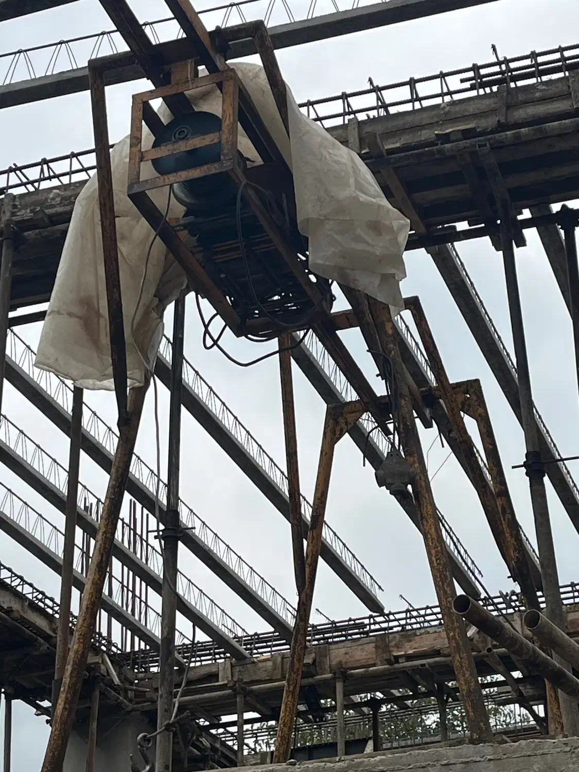 بالابر ۲اسب در حد|مصالح و تجهیزات ساختمان|ماسال, |دیوار