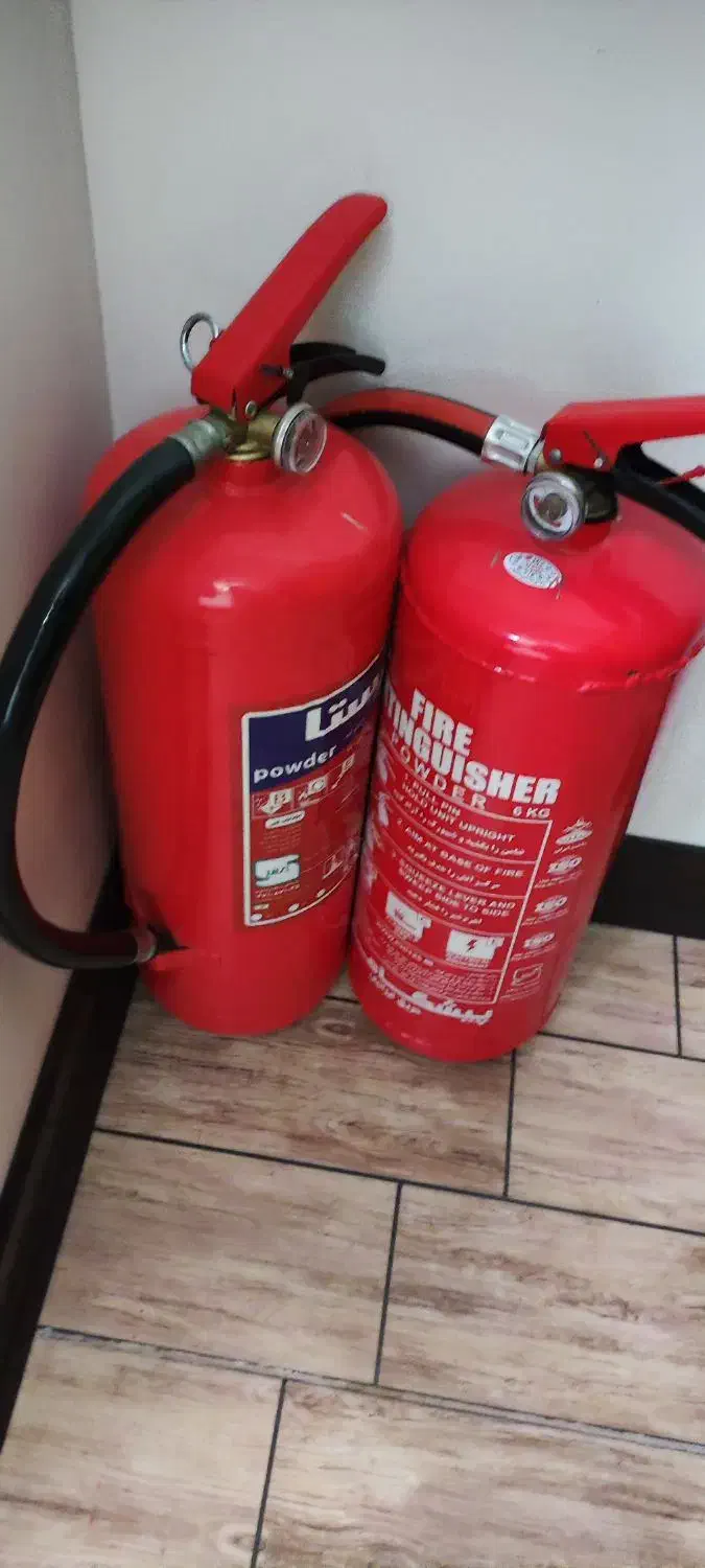 ماشین و موتور وکپسول اتشنشانی|اسباب‌بازی بچه|مبارکه, |دیوار