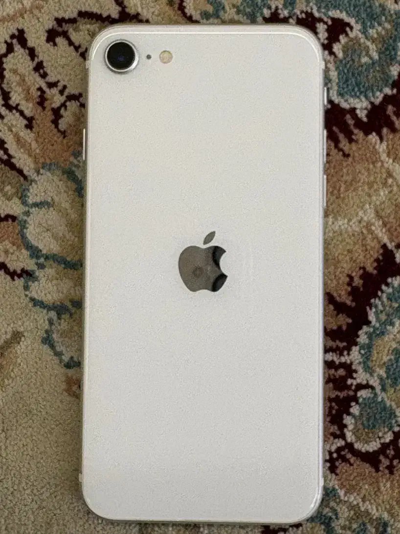 ایفون Se2 2020 درحد نو|موبایل|مبارکه, |دیوار