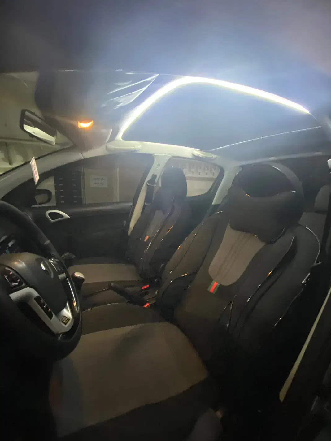 رانا پلاس سقف شیشه ۱۴۰۱|خودرو سواری و وانت|تهران, وردآورد|دیوار