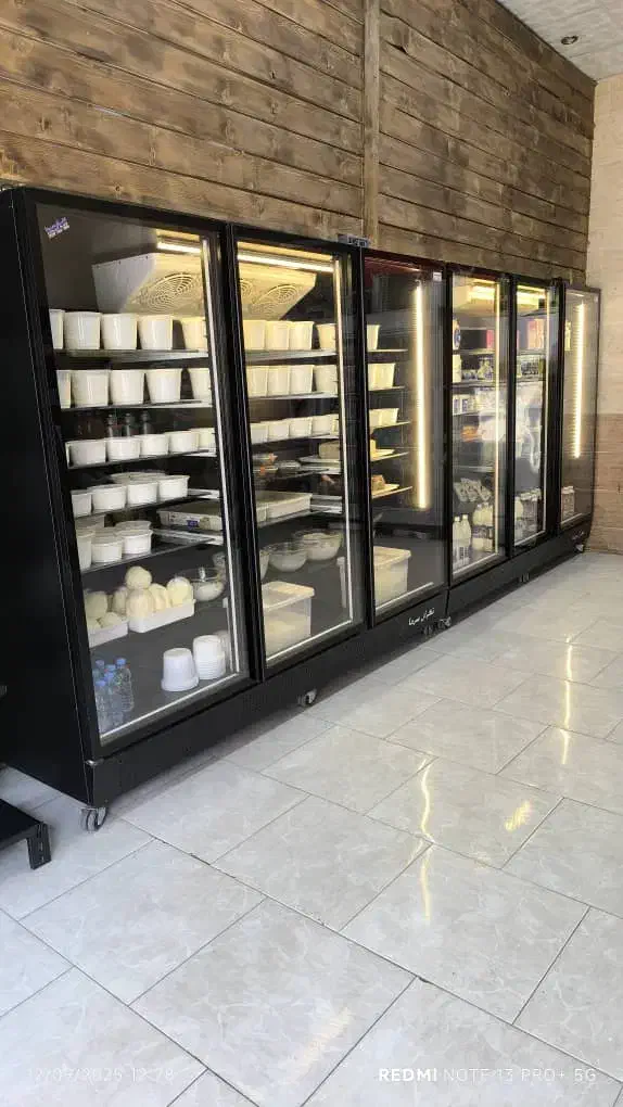 یخچال ۴ درب ایستاده ویترینی تمام در ۲.۵ متری|فروشگاه و مغازه|مشهد, فدک|دیوار