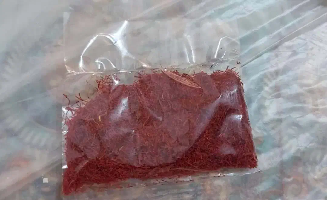 زعفران درجه یک وخالص سرگل وشکسته استهبان|خوردنی و آشامیدنی|داراب, |دیوار