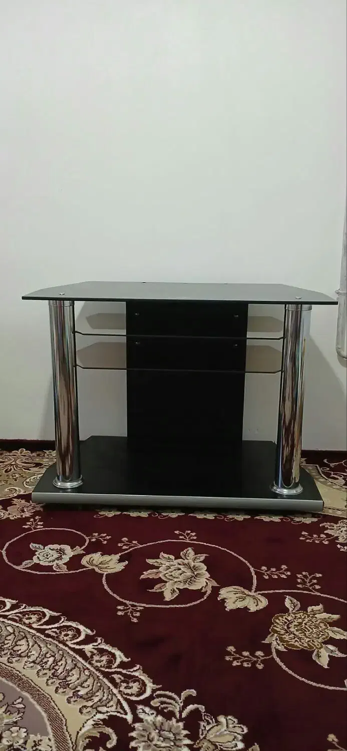 تلوزیون ومیز تلوزیون|تلویزیون و پروژکتور|قروه, |دیوار