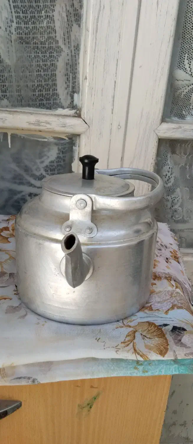 درحدنو صصیح و سالم|قوری، کتری، قهوه‌ساز دستی|قم, خندق|دیوار