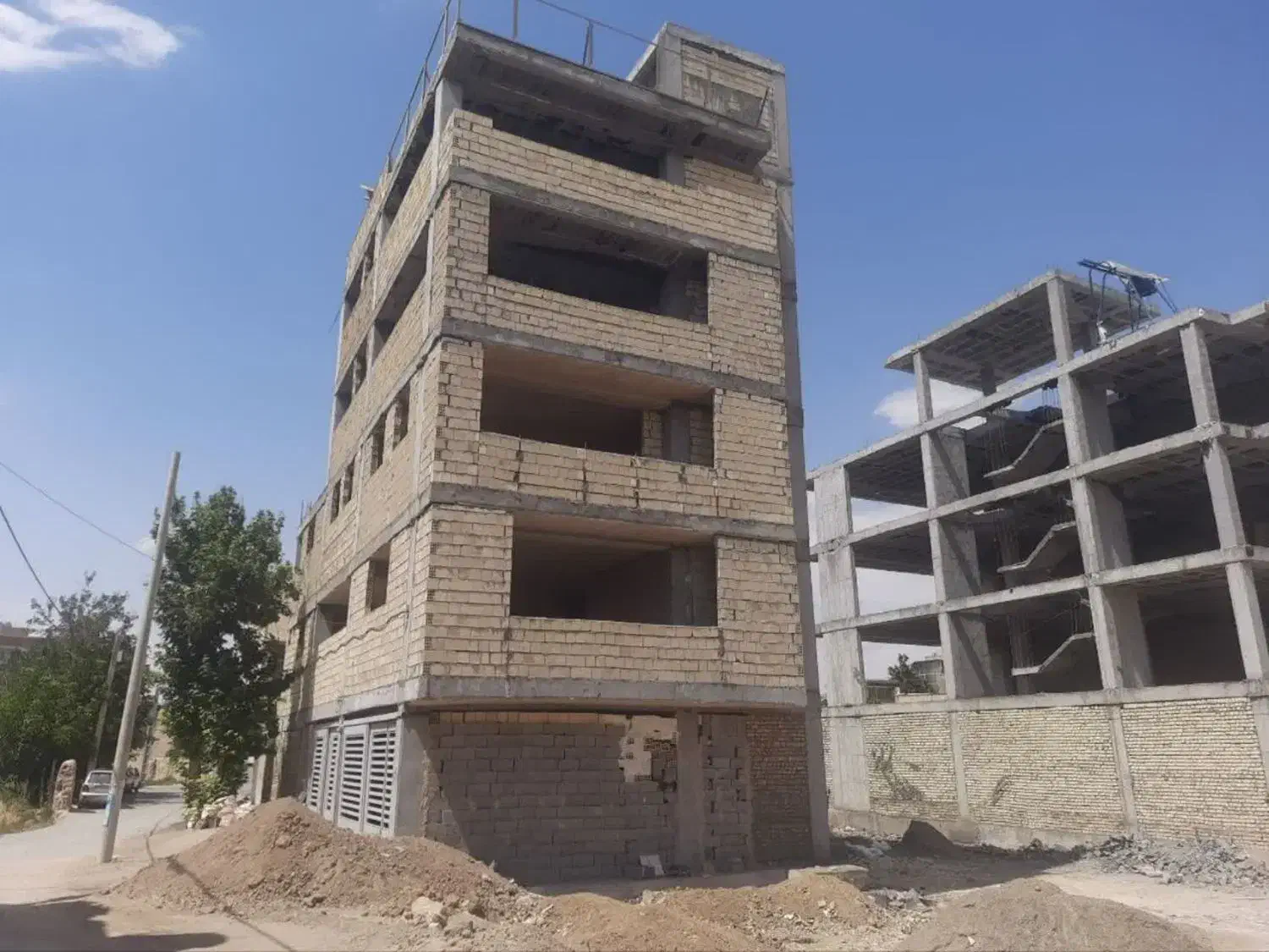 پیش فروش آپارتمان تکواحدی دو نبش  ۹۴ متری|پیشفروش املاک|اصفهان, جاوان|دیوار