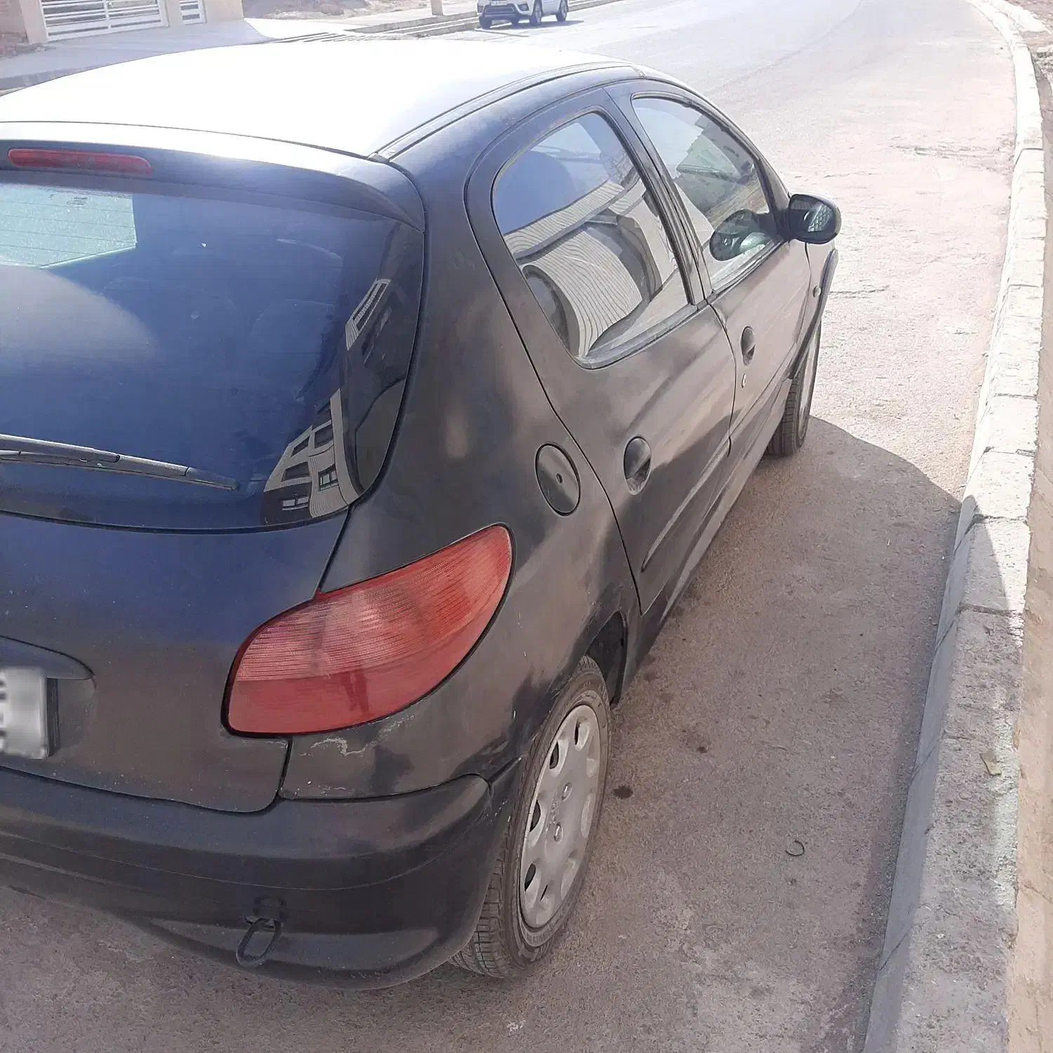 پژو206|خودرو سواری و وانت|شاهین‌شهر, شهرک هشت بهشت|دیوار