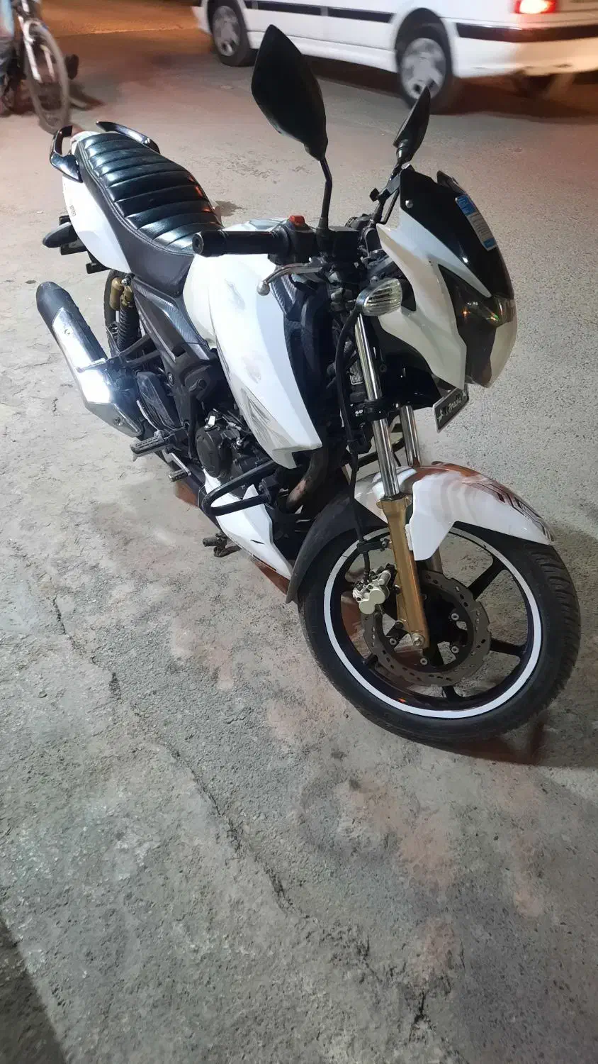 اپاچی ۱۸۰|موتورسیکلت|نسیم‌شهر, |دیوار