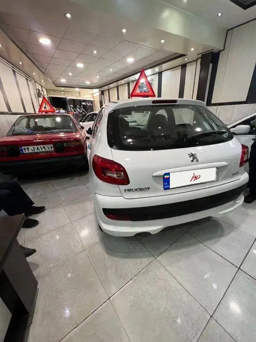 ۲۰۷ اتومات ۱۴۰۴|خودرو سواری و وانت|اصفهان, مشکین|دیوار