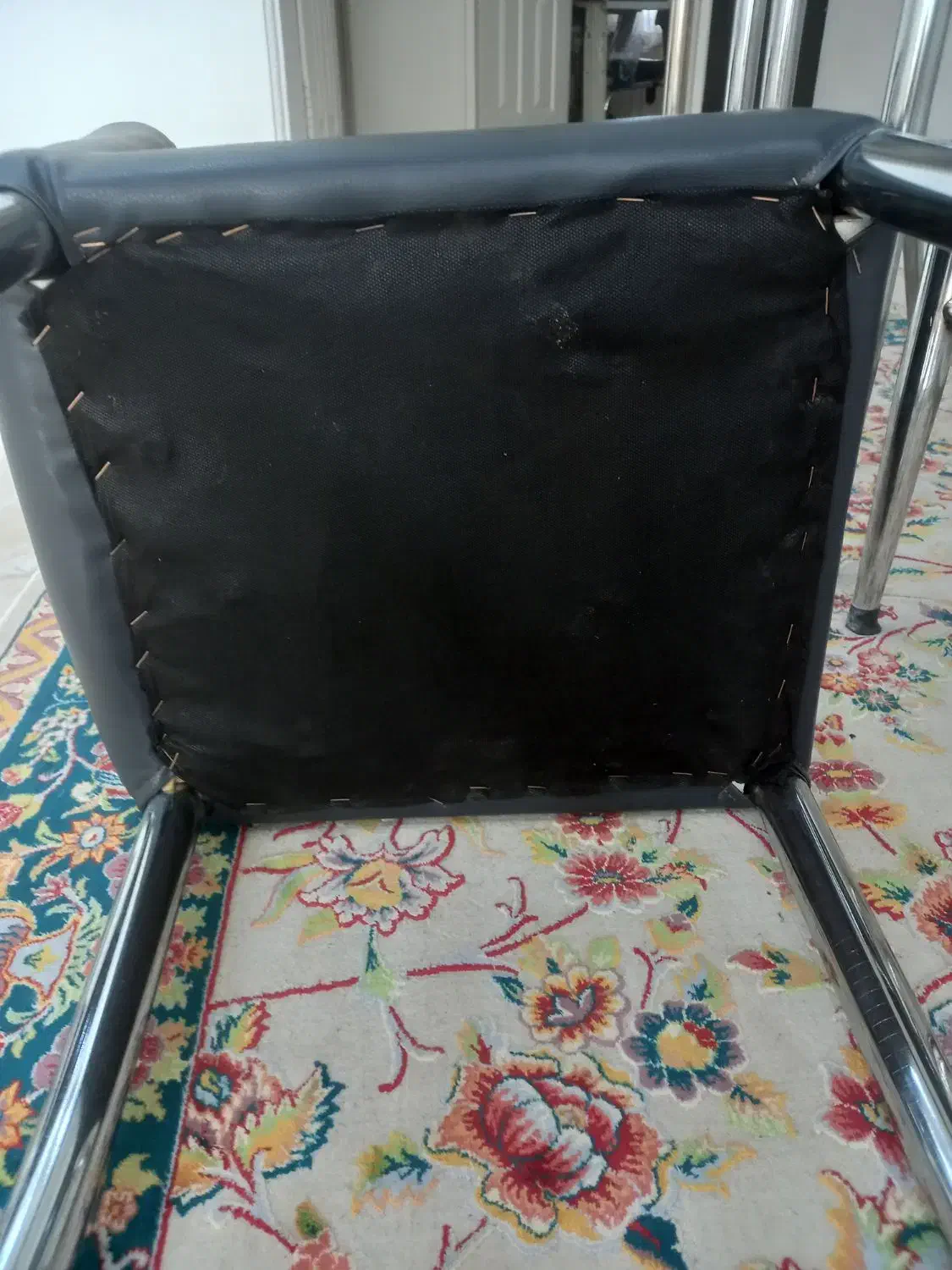 در حد نو|صندلی و نیمکت|پردیس, فاز ۴|دیوار