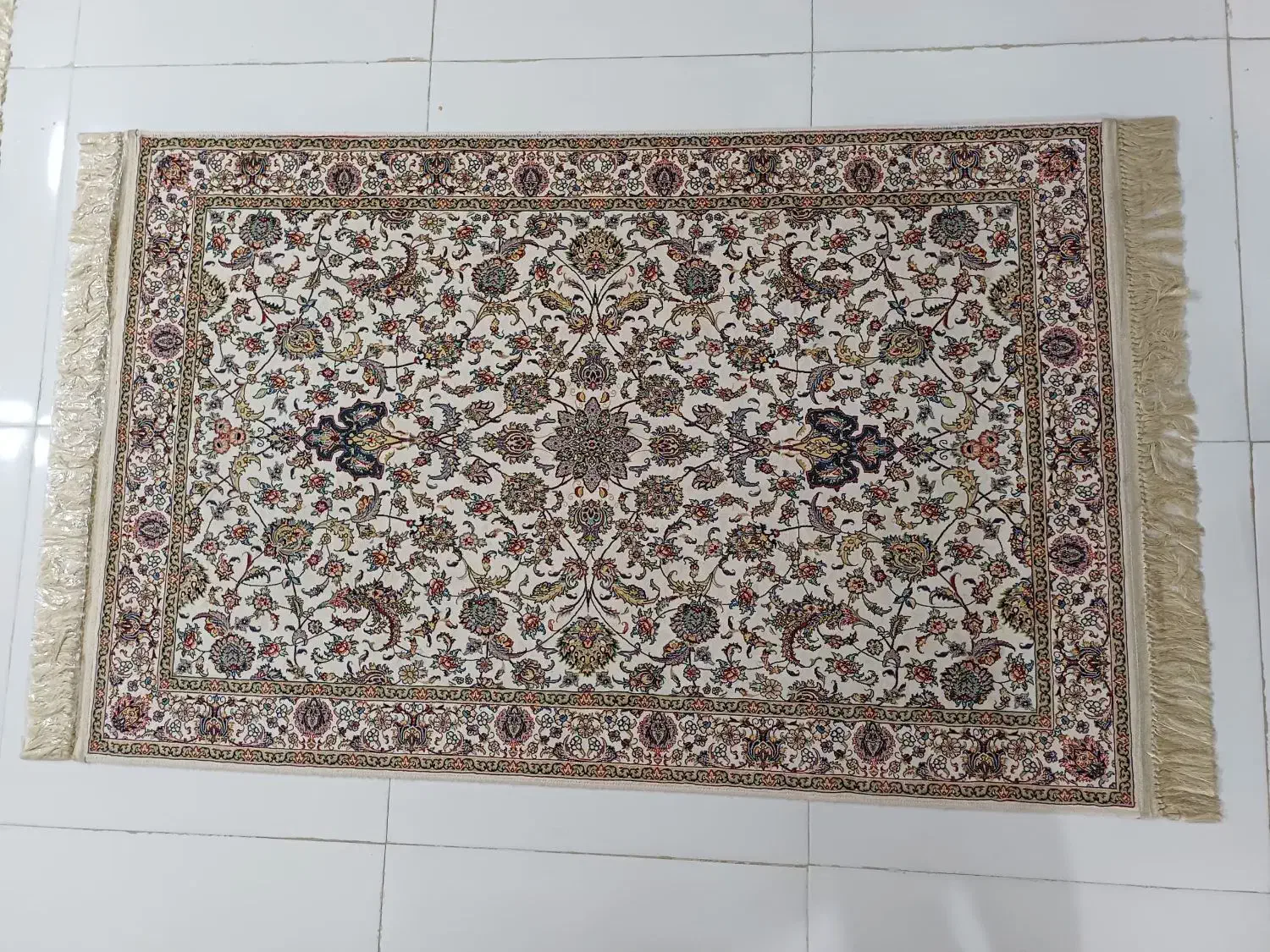 فرش یک در یک نیم|فرش|بندرعباس, |دیوار