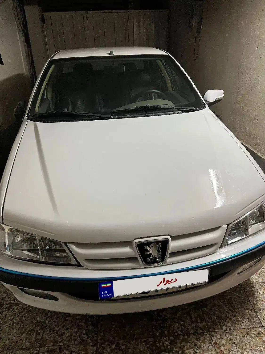 پژو پارس ۹۰ تصادفی|خودرو سواری و وانت|اصفهان, بهارستان|دیوار