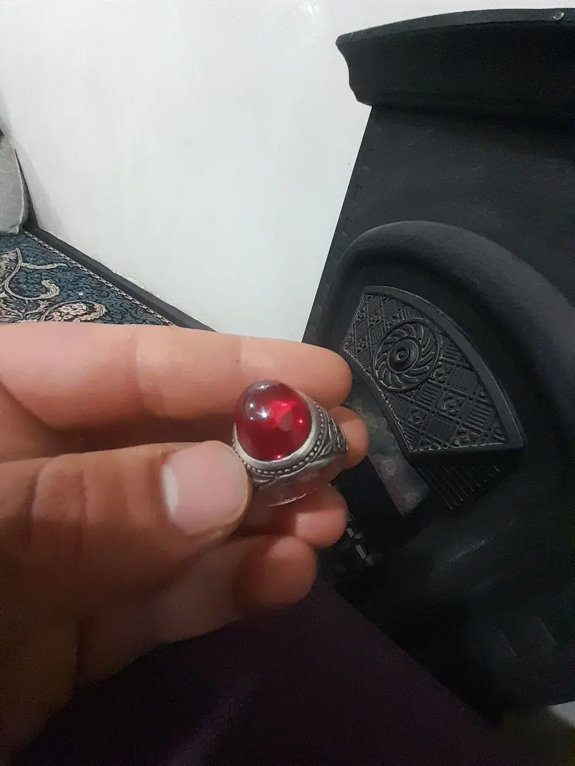 انگشتر یاقوت|جواهرات|پیشوا, |دیوار