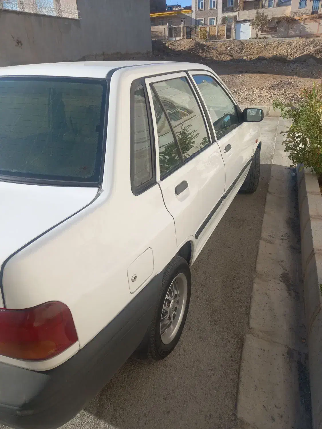 پراید ۱۳۱ دوگانه فابریک|خودرو سواری و وانت|گلپایگان, |دیوار