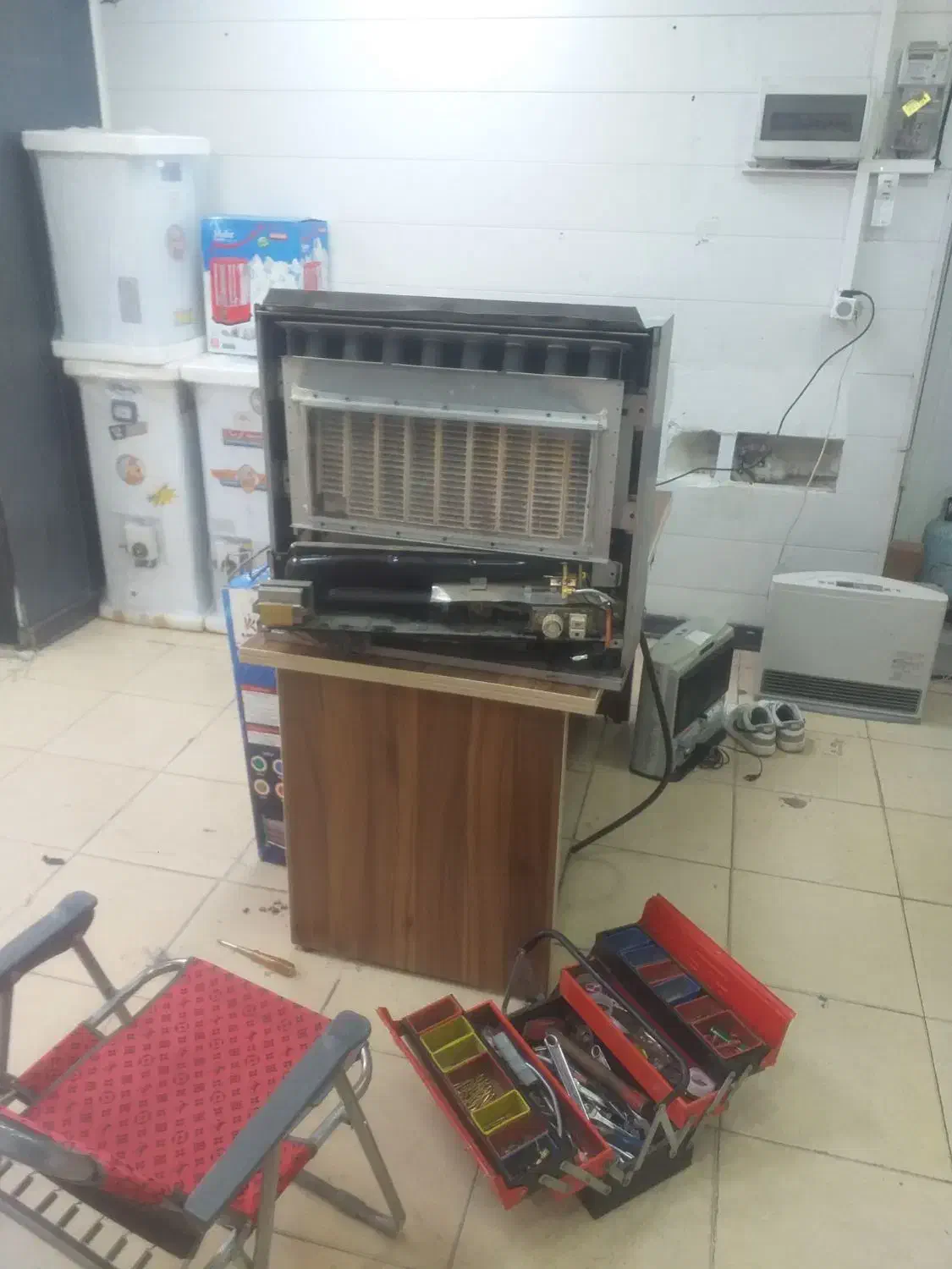 تعمیر تعمیرات نصب بخاری شومینه آبگرمکن بخاری ژاپنی|خدمات پیشه و مهارت|شیراز, سینما سعدی|دیوار