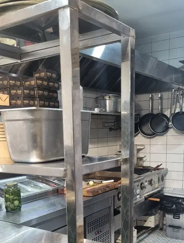 صندوق دار، پیک،آشپز ،کمک آشپز،سالن دار|استخدام خدمات فروشگاه و رستوران|قشم, |دیوار