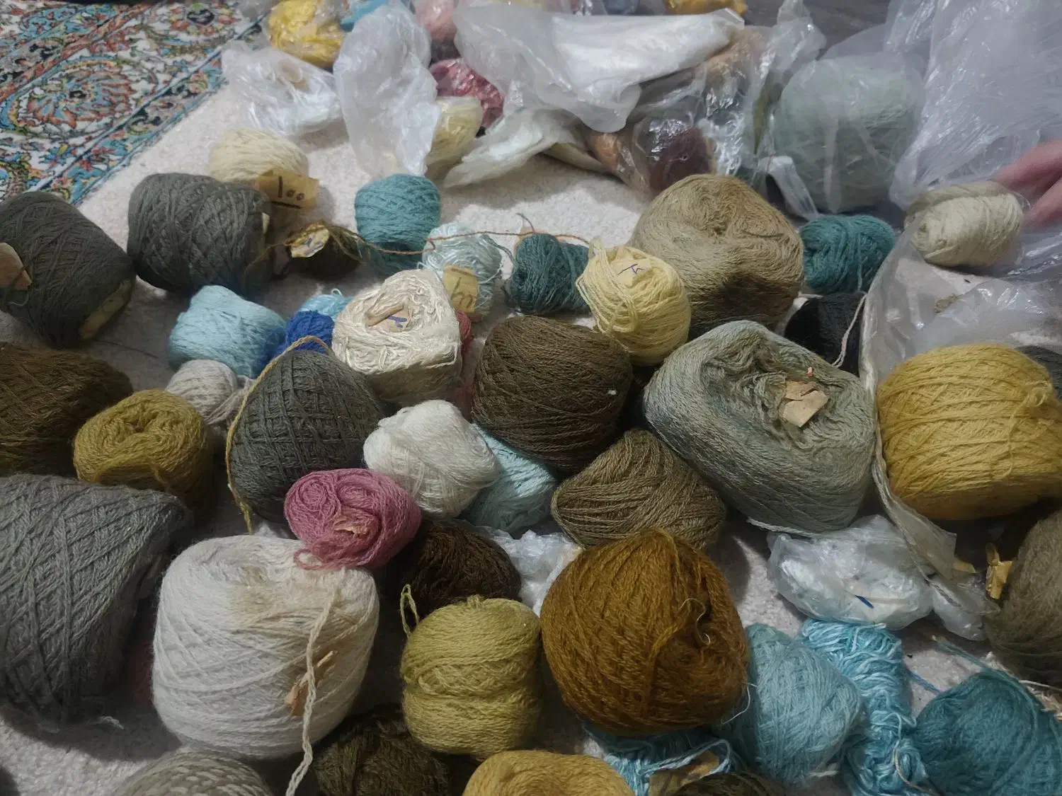 کاموا|لوازم خیاطی و بافتنی|سردشت, |دیوار