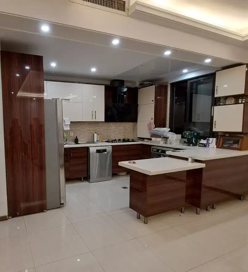 ۱۱۸ متر ۲ خوابه ونک شیراز شیخ بهایی شمالی