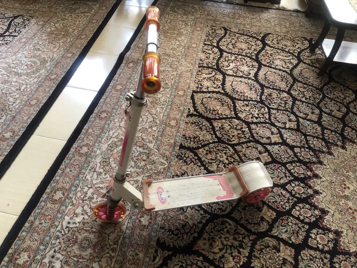 اسکوتر فلزی بچه گانه|دوچرخه، اسکیت، اسکوتر|خرم‌آباد, |دیوار