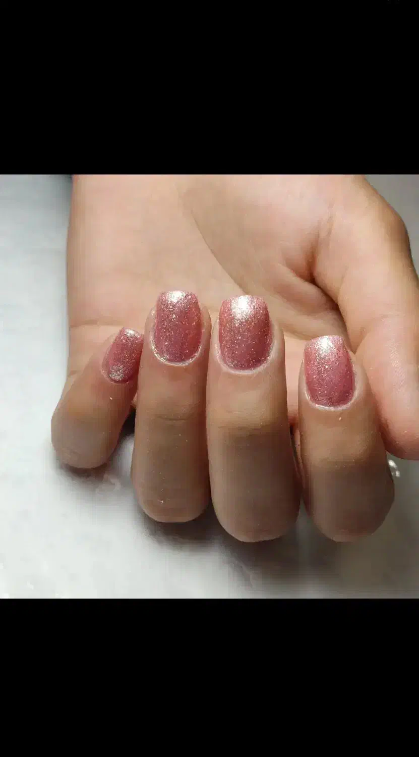 کاشت ناخن|خدمات آرایشگری و زیبایی|مشهد, نوید|دیوار