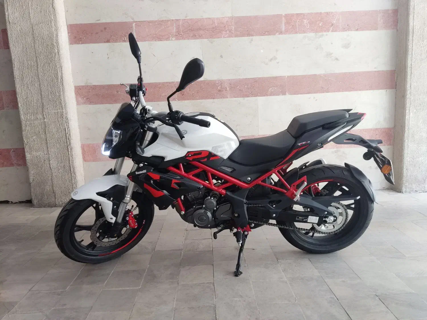 بنلی تک ۲۵۰ صفر ۱۴۰۰|موتورسیکلت|تهران, نارمک|دیوار