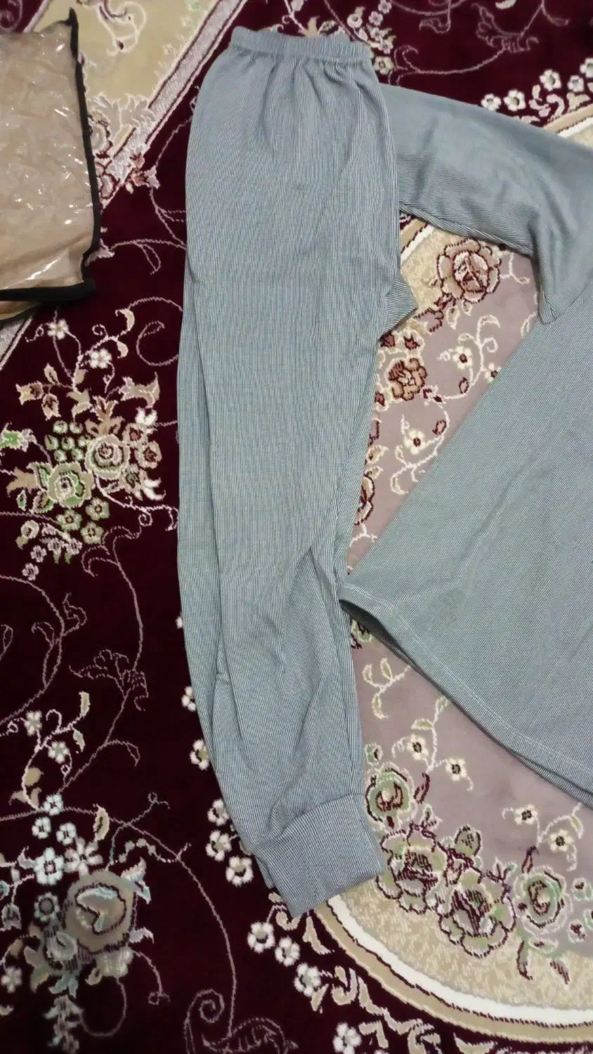 گرمکن مردانه داخلش کرکی میباشد|لباس|قم, محمد آباد|دیوار