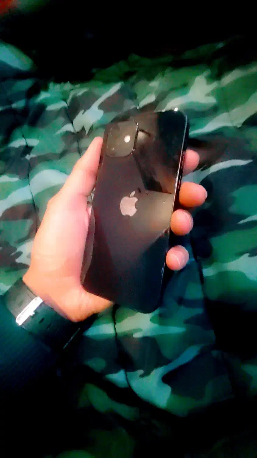 آیفون 12 مشکی حافظه 128 پارت نامبر J/A تک سیم|موبایل|اصفهان, هفتون|دیوار