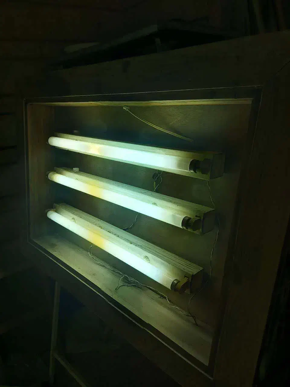 میز نور|میز تحریر و کامپیوتر|شیراز, شهرک جماران|دیوار