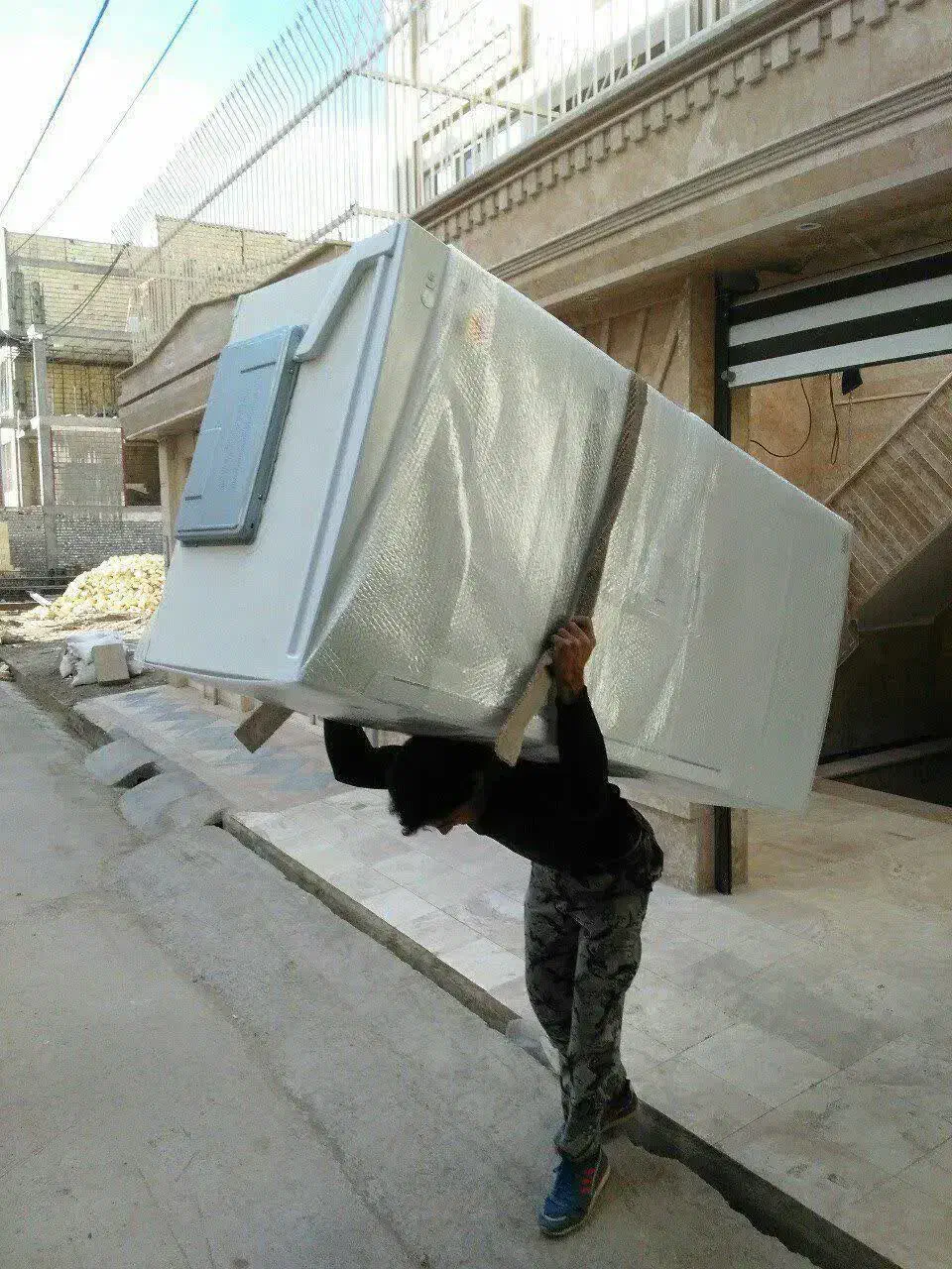 حمل اسباب ، یخچال کارگرخالی باربری قدیمی اطمینان|خدمات حمل و نقل|قم, زنبیل آباد|دیوار