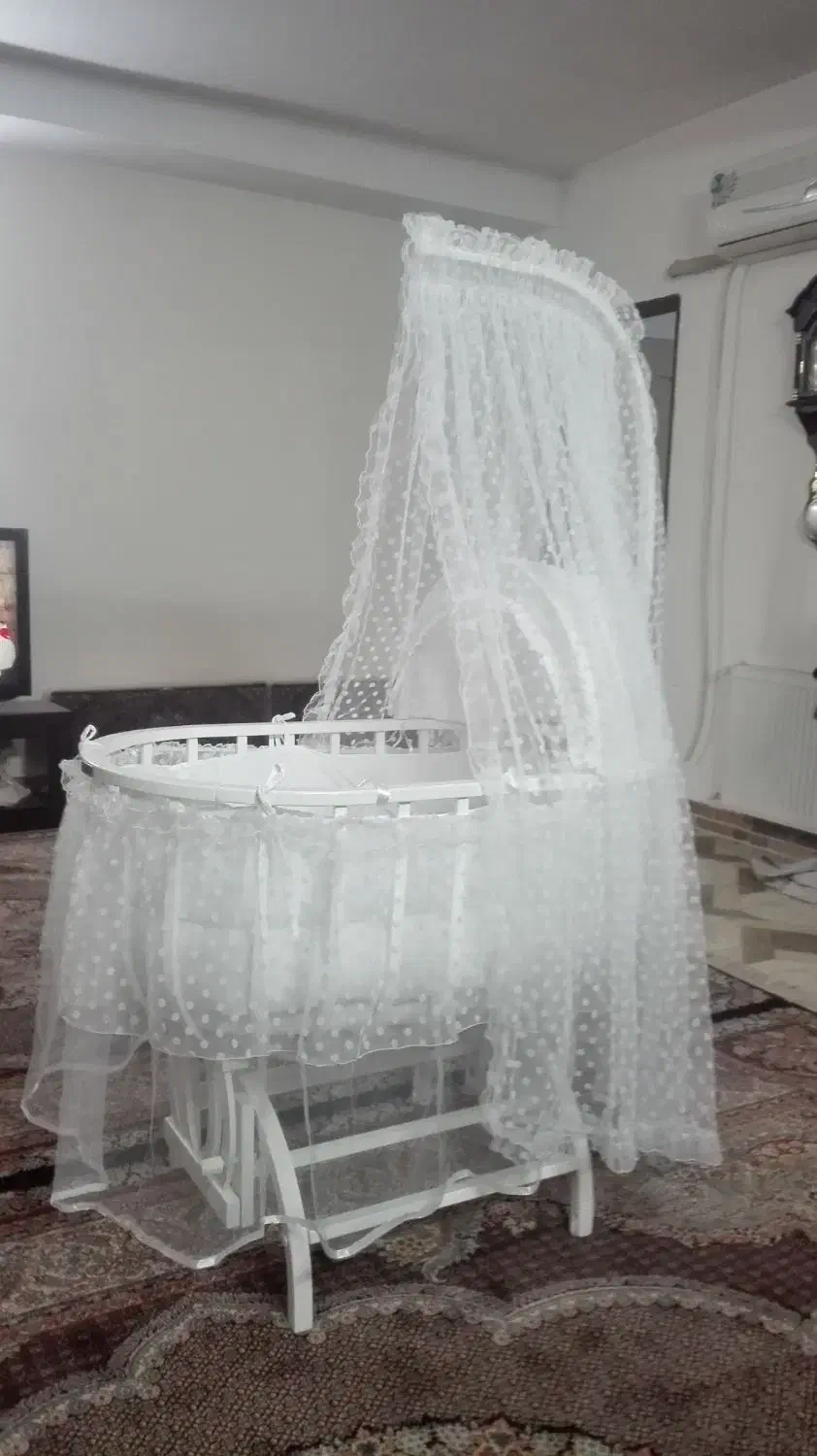 گهواره نوزاد خارجی|تخت و سرویس خواب|تهران, مهرآباد جنوبی|دیوار