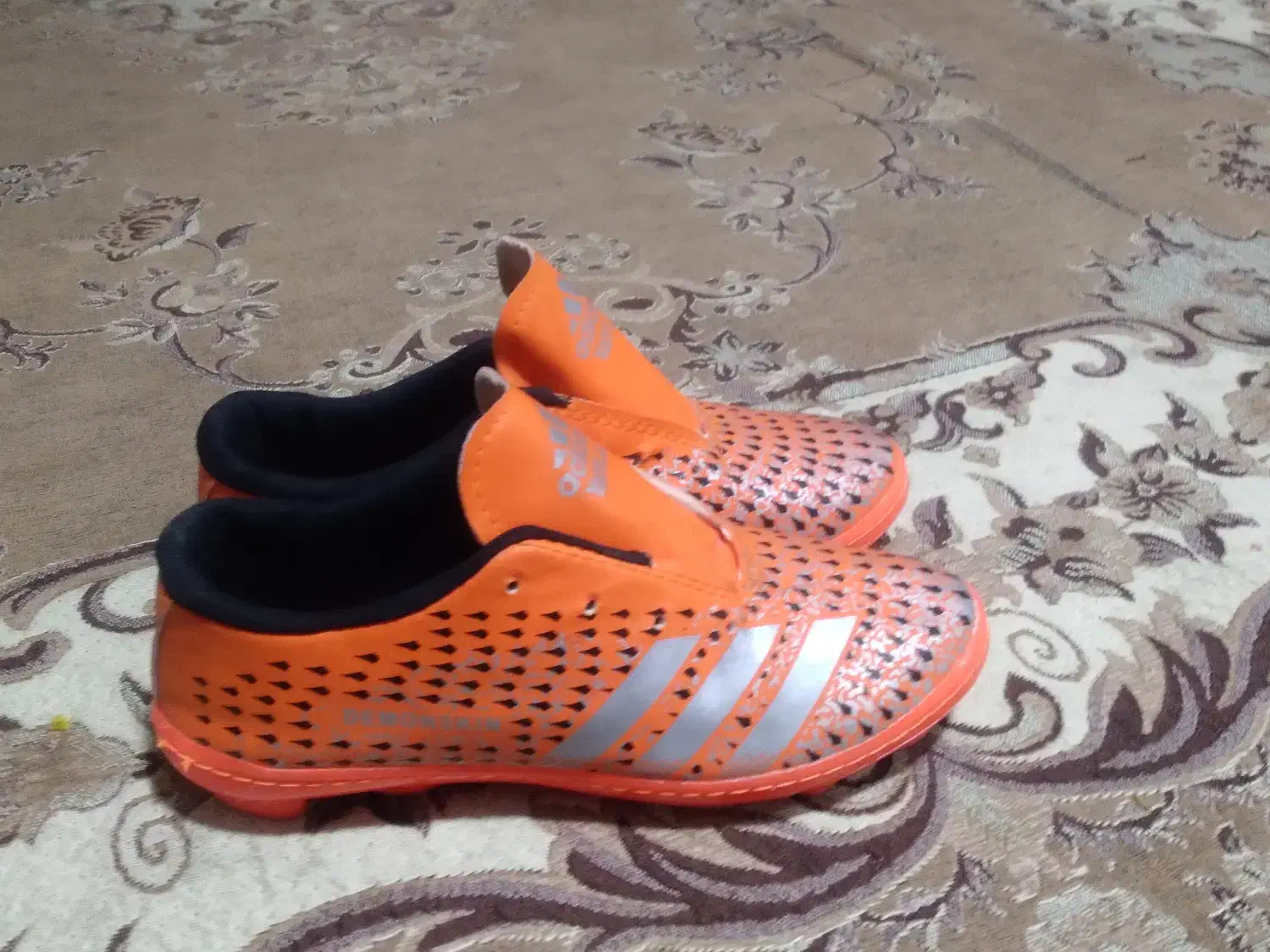 استوک|کیف، کفش، کمربند|پیشوا, |دیوار