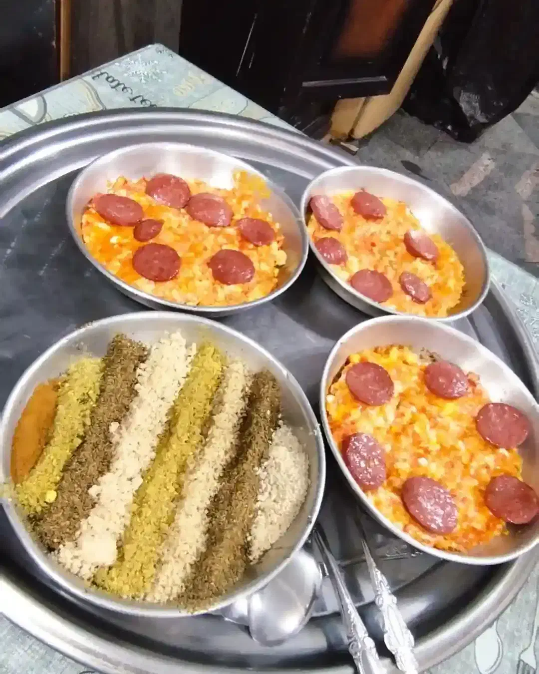 استخدام در صبحانه سرا|استخدام خدمات فروشگاه و رستوران|خرمآباد, |دیوار