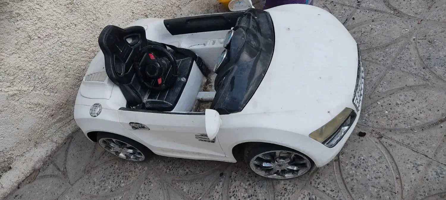 ماشین شارژی|اسباب‌بازی بچه|ایلام, |دیوار