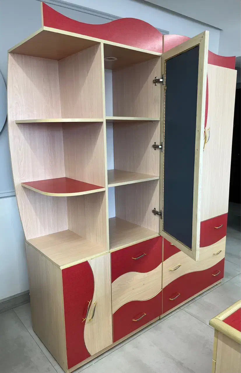 سرویس خواب و کمد نوزاد و نوجوان|تخت و سرویس خواب|شیراز, قدوسی غربی|دیوار